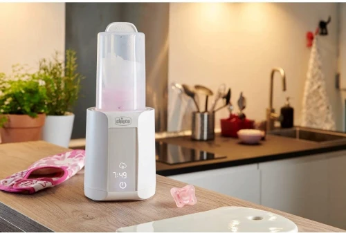 CHICCO podgrzewacz do butelek + sterylizator 2w1