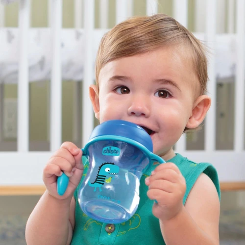 CHICCO Transition Cup kubek niekapek z ustnikiem i uchwytami 200 ml 4 m+